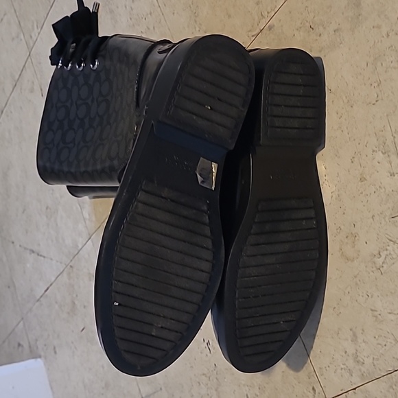 Coach Boots - Picture 4 of 5